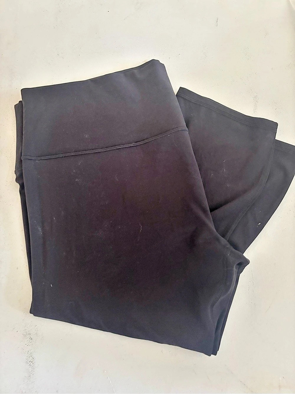 All in Motion Everyday Soft Ultra High-Rise capri Leggings Black 2X